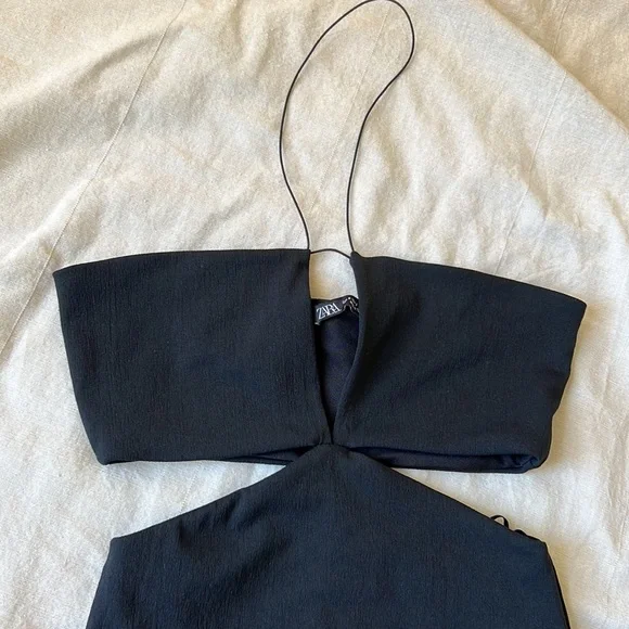 ZARA GEOMETRIC CUT OUT MIDI DRESS- small - Picture 5 of 10